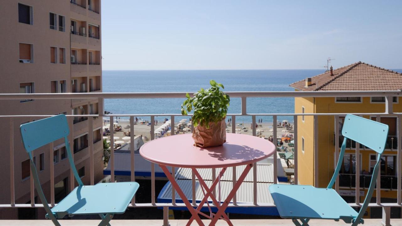 Babyaccommodation Family Panoramic I Pietra Ligure Ngoại thất bức ảnh